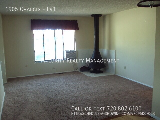 Building Photo - 1905 Chalcis Dr