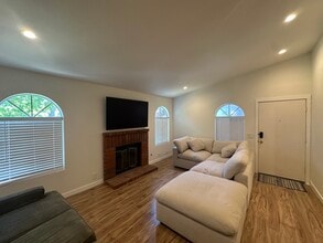 Building Photo - 7130 Woodlake Ave