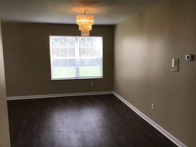 Foto del edificio - 1015 Oakleaf Road