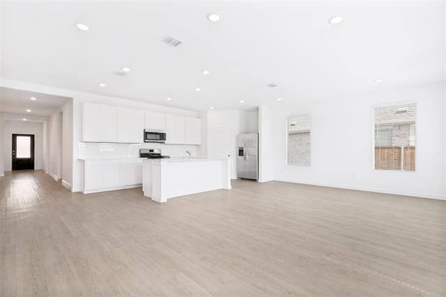Building Photo - 3029 Eriskay Dr