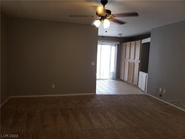 Foto del edificio - 8009 Cimarron Ridge Dr