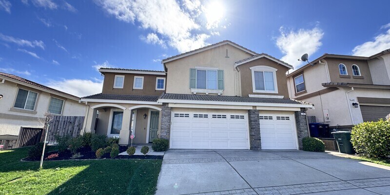 Primary Photo - 76 TAMPICO CT