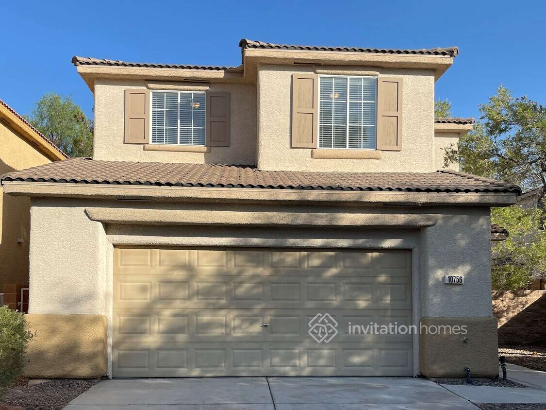 Primary Photo - 10756 Moroccan Ct