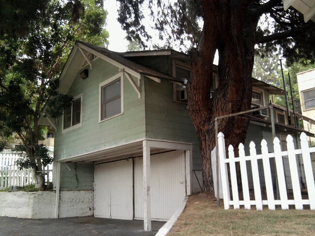 Building Photo - 13459 Bailey St