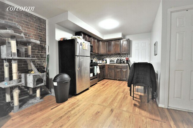 Building Photo - 172 Lefferts Pl