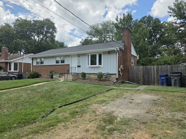 Building Photo - 7020 Quander Rd