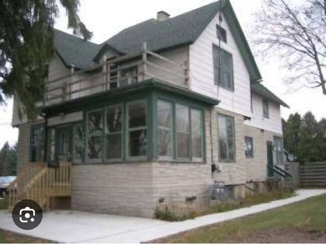 Building Photo - 1148 6th St
