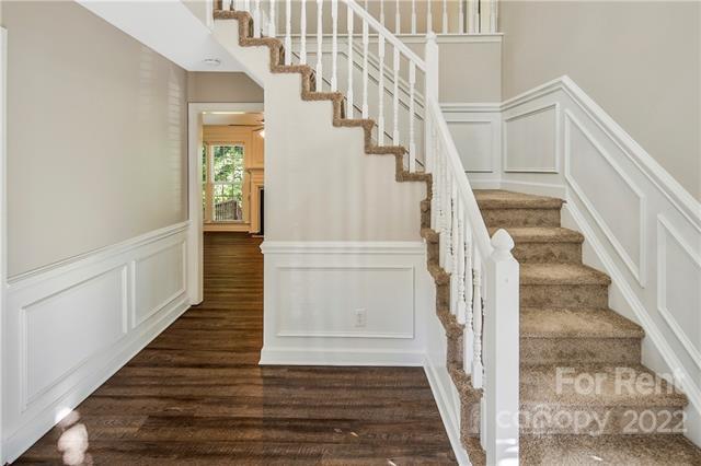 Building Photo - 3918 Brownes Ferry Rd