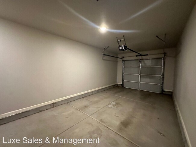 Building Photo - 2 br, 1 bath House - 4600 Loch Ln