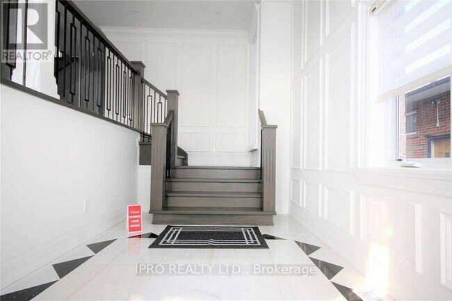 Building Photo - 72B Gooderham Dr