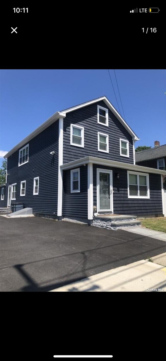 35 Park Ave Unit 3, Babylon, NY 11702 Apartments in Babylon, NY