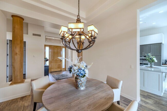 Foto del edificio - Rates Vary: $4,495 - $8,495