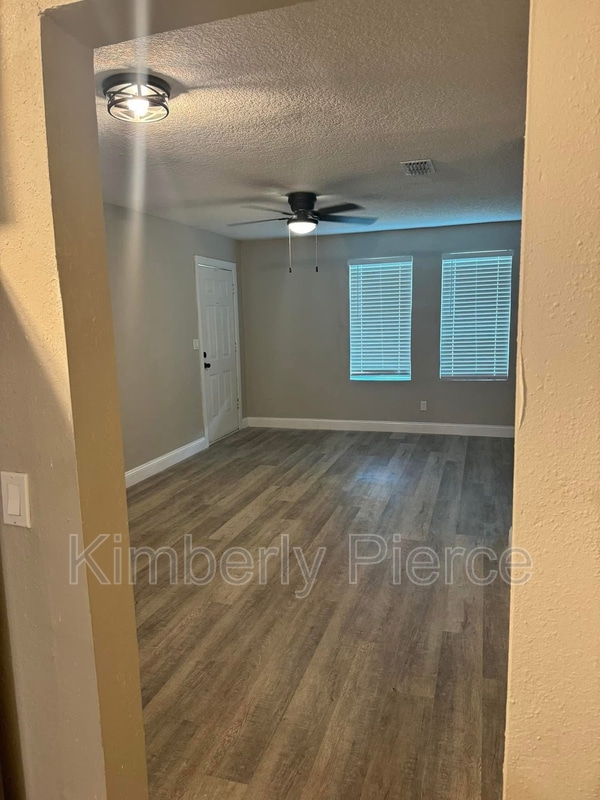 Foto del edificio - 117 W 26th St