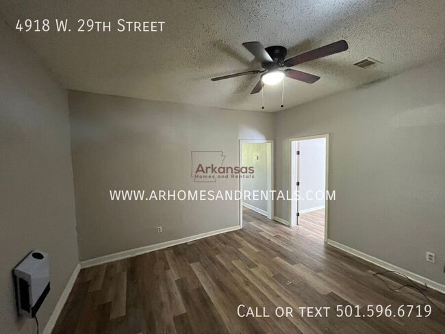 Foto del edificio - 4918 W 29th St