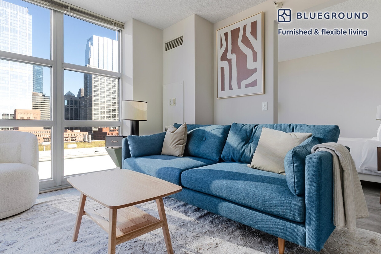 Foto principal - 180 N Jefferson St