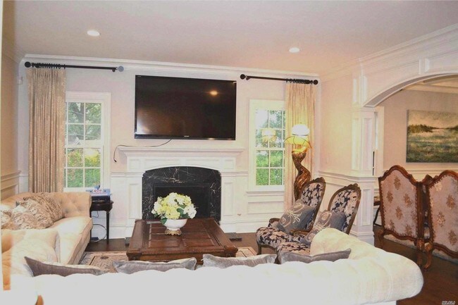 Foto del edificio - 57 Mayfair Ln
