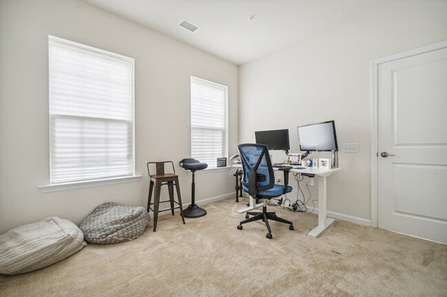 Photo - 8 Haralson Ct Townhome