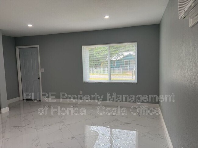 Foto del edificio - 1137 NE 9th Ave