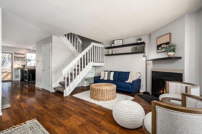 Foto del edificio - 6614 Overland Dr