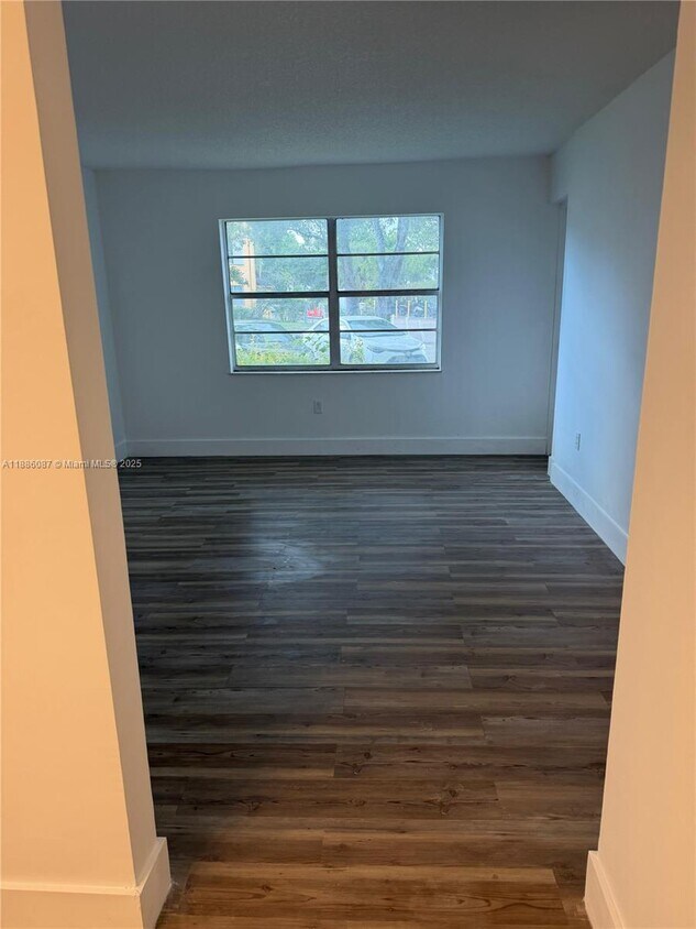 Building Photo - 4344 NW 9th Ave