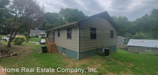 Foto del edificio - 3 br, 1.5 bath House - 730 Laurel Street