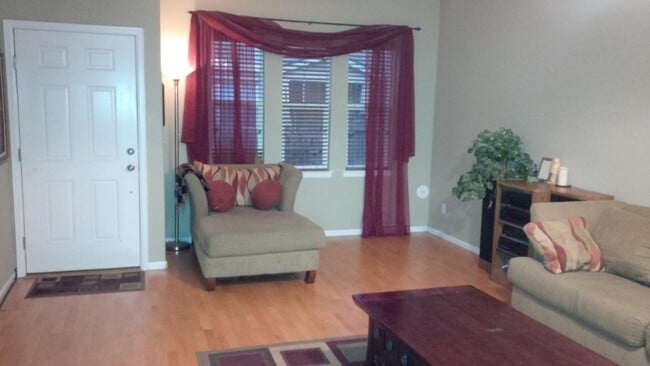 Photo - 17926 E 104th Way (Commerce City, CO) Townhome