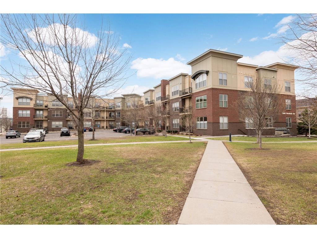 3640 Wooddale Ave S Unit 203, Minneapolis, MN 55416 Room for Rent in