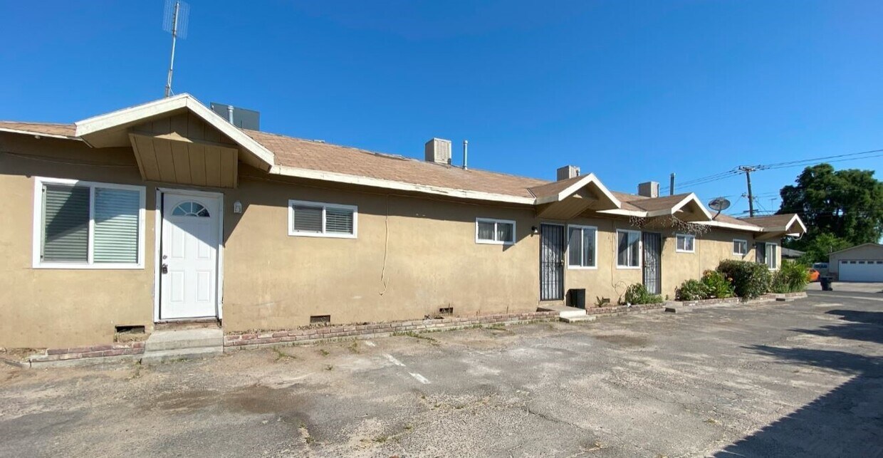 2294 Olive Ave Unit 4, Atwater, CA 95301 2294 Olive Ave Atwater, CA