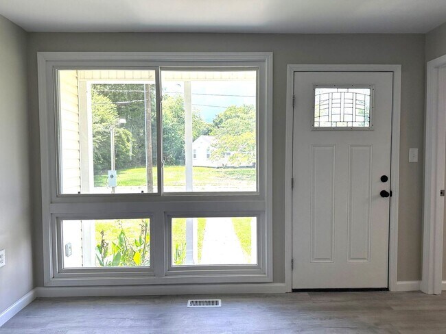 Foto del edificio - 607 New River Dr