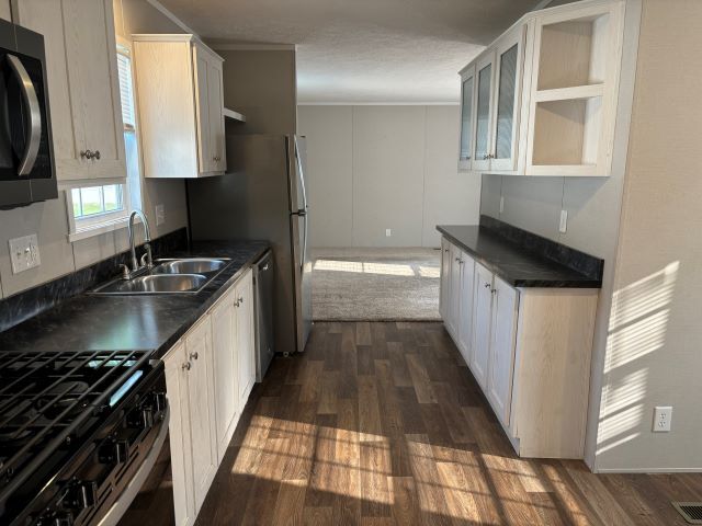 Building Photo - 97 Delta Dawn Dr