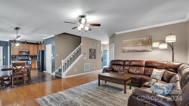 Building Photo - 10752 Big Bear Dr