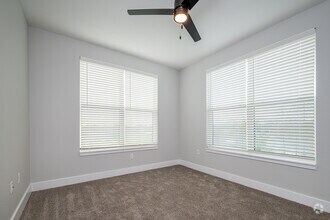 3BR, 2BA - 1,265SF - Primary Bedroom - Bend on Bluebonnet