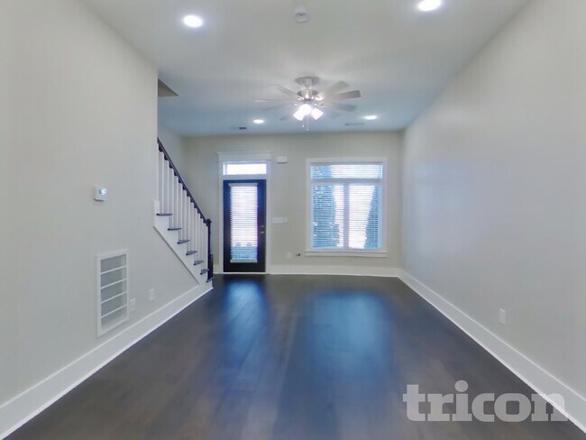 Foto del edificio - 6813 Charlotte Pike