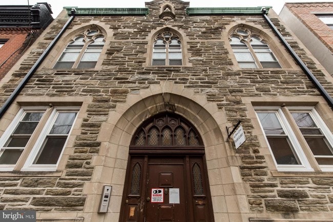 Building Photo - 1420 E Susquehanna Ave