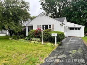 Building Photo - 141 Lawnwood Ave