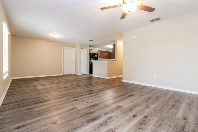 Building Photo - 2305 Unity Village Dr