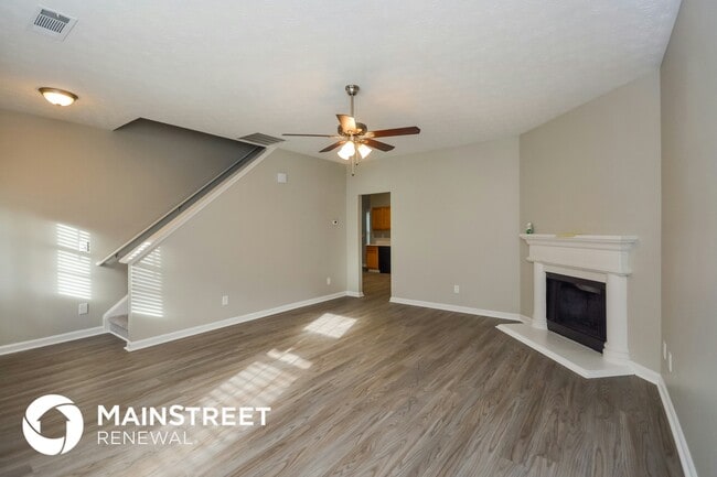 Foto del edificio - 5506 Walnut Ln