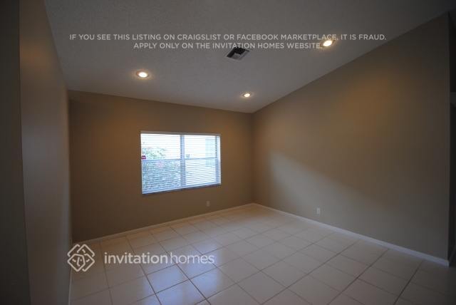 Foto del edificio - 12451 Pleasant Green Way