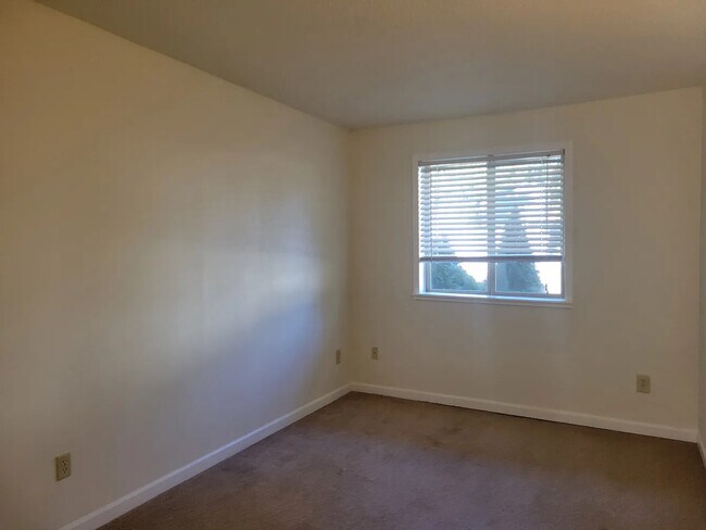 Foto del edificio - 12525 NE 145th Pl