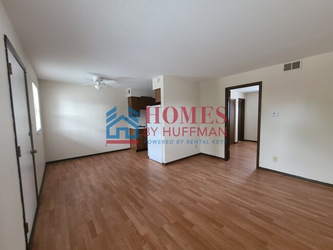 Building Photo - Westside - One Bedroom Apartment