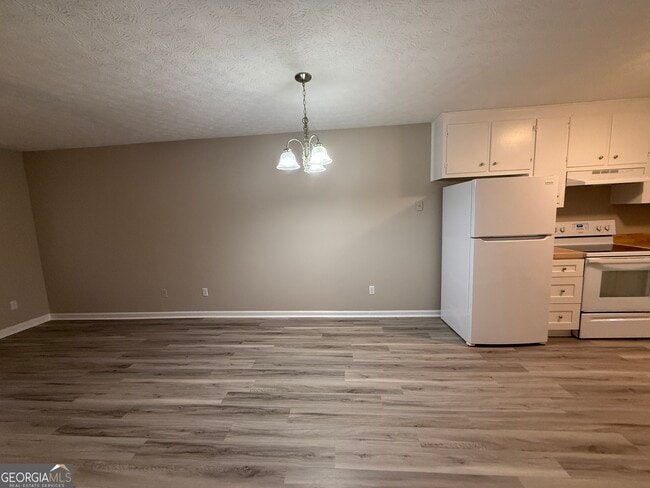 Building Photo - 117 Vintage Ct