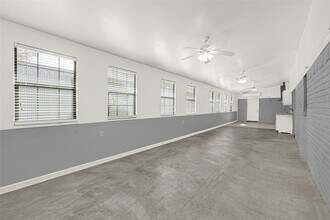 Building Photo - 9208 Carousel Ln