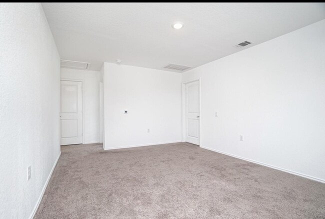 Building Photo - 4510 Glades Wy