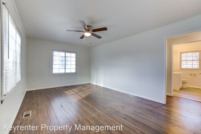 Building Photo - 2 br, 1 bath House - 3743 W 42nd Pl