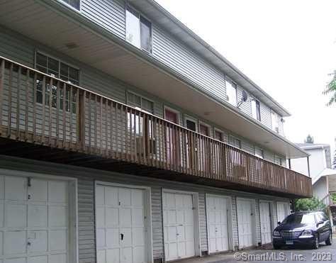 Foto del edificio - 227 Waterville St