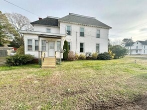 Building Photo - 19385 Main St