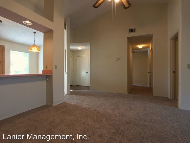 Building Photo - 3 br, 2 bath House - 16 English Saddle Ct