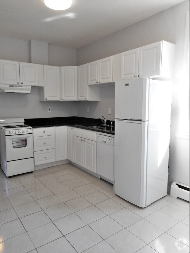 Building Photo - 60 Gorham Ave