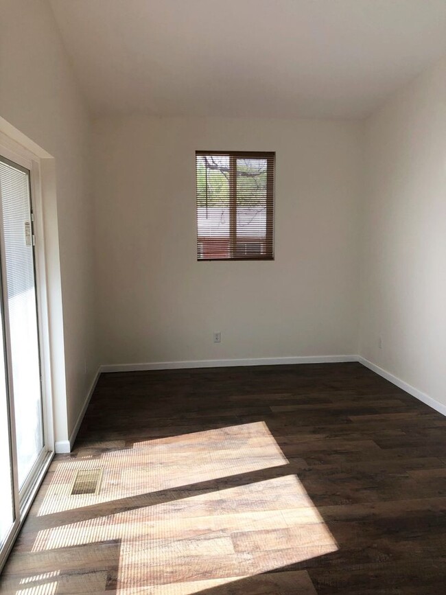 Foto del edificio - Newer home in Old Town Cottonwood 2 Bed 1 ...