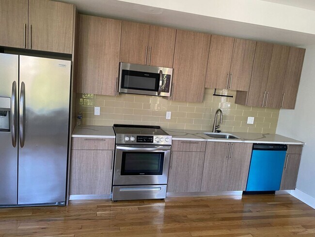 Foto del edificio - 1642 Cambridge St